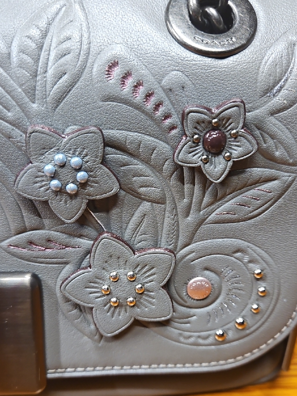 Coach Cassidy With Floral Applique - Picture 4 of 16